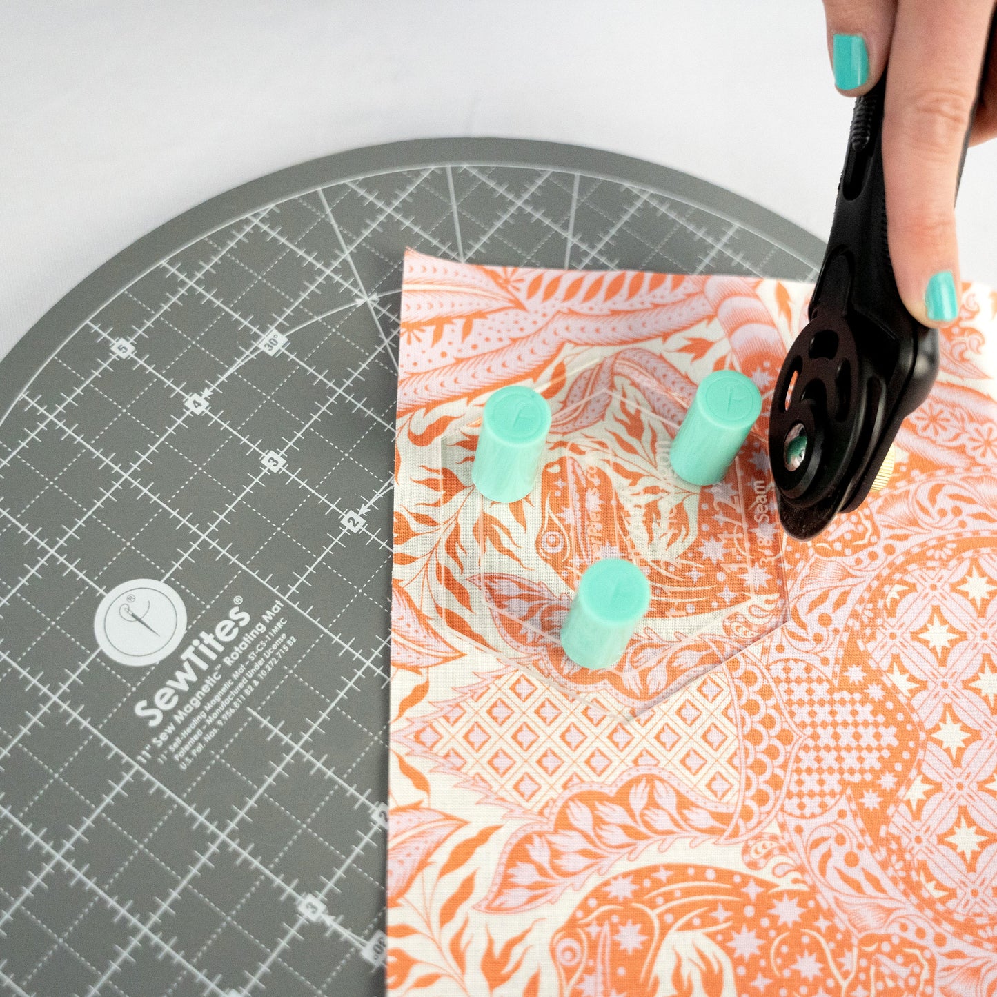 PRE-ORDER: Sew Magnetic 11" Rotating Self-Healing Cutting Mat by SewTites