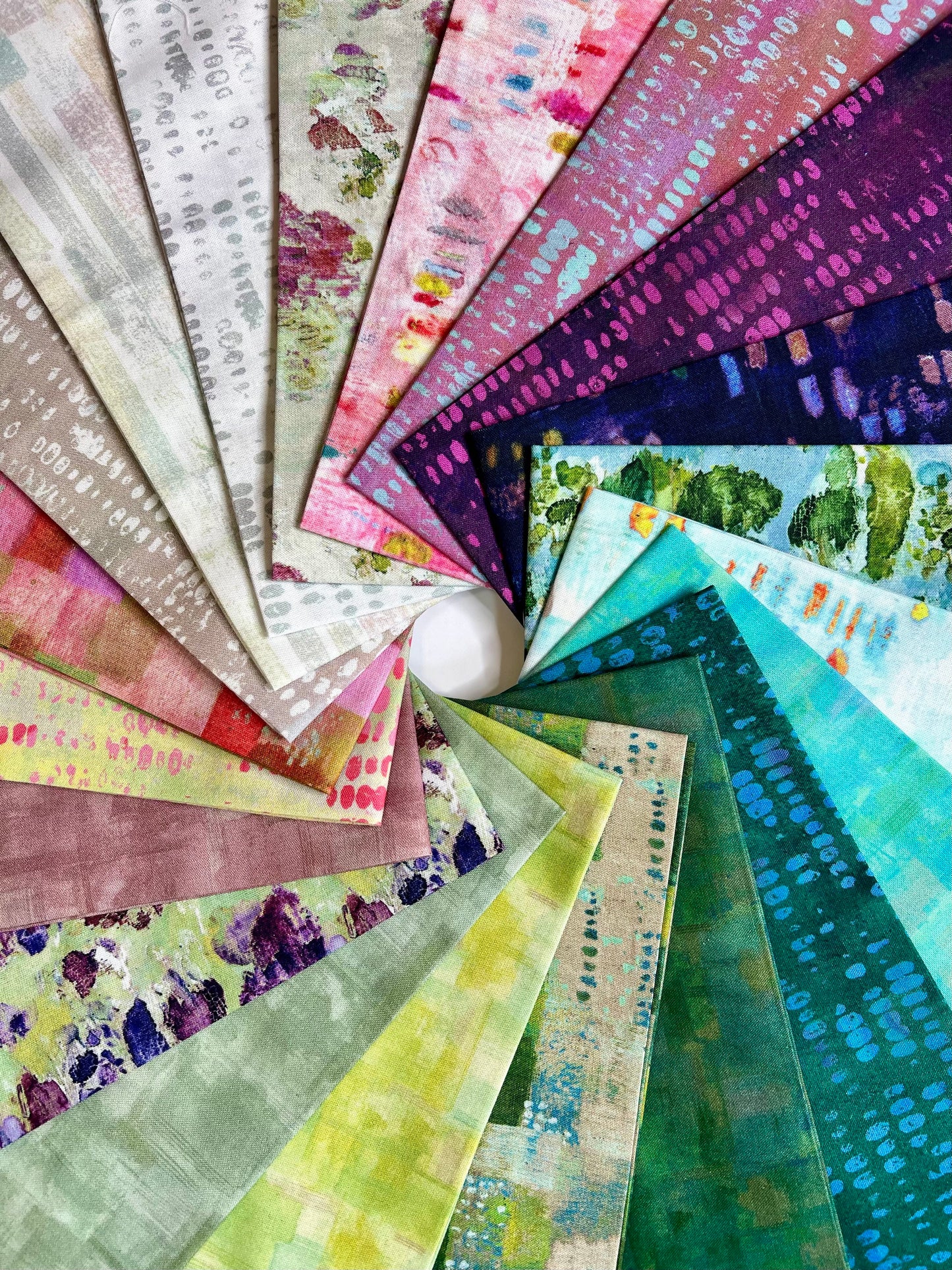 Grounded Fabric Bundles by Maria Carluccio with Windham Fabrics